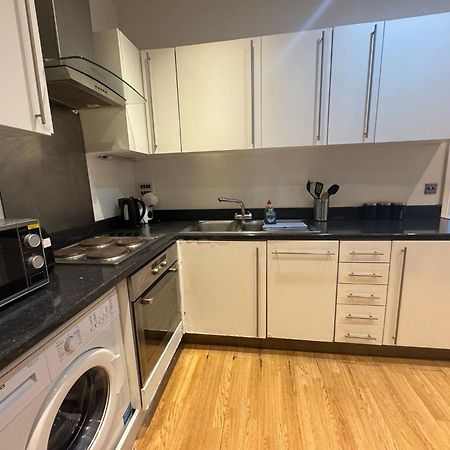 Comfortable - Cosy - Budget Studios In City Center Londra Dış mekan fotoğraf