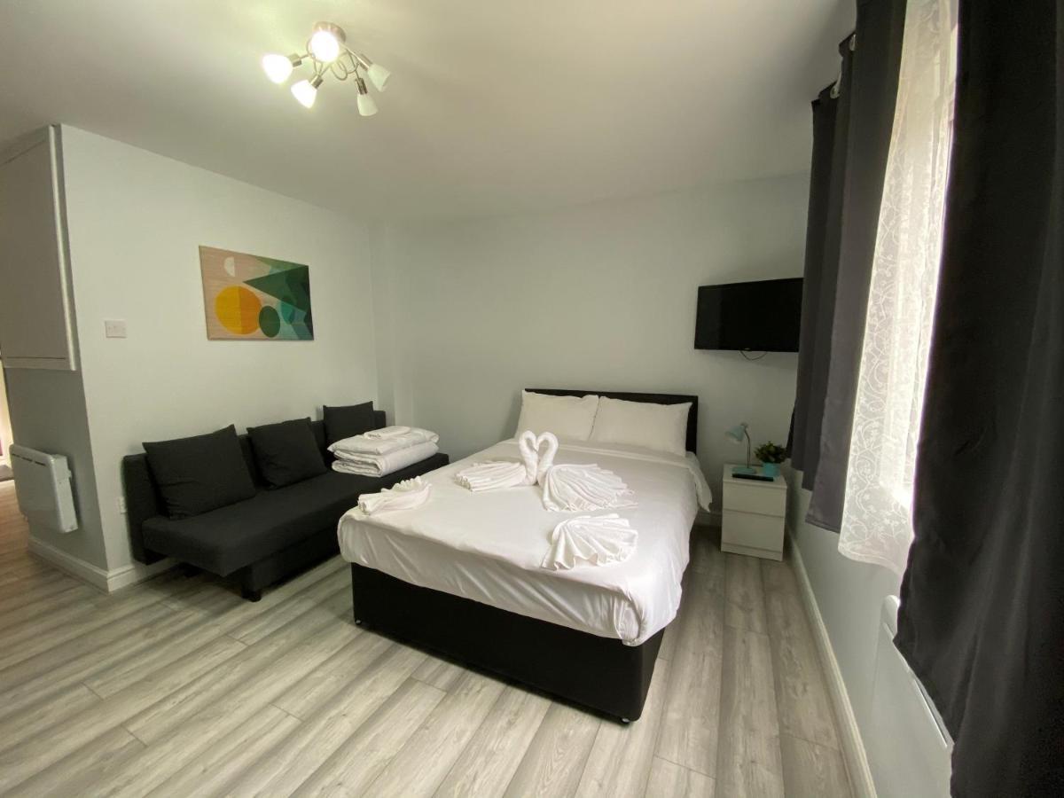 Comfortable - Cosy - Budget Studios In City Center Londra Dış mekan fotoğraf