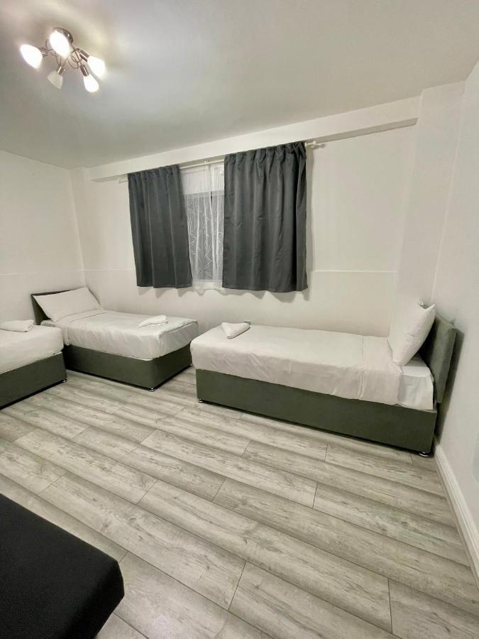 Comfortable - Cosy - Budget Studios In City Center Londra Dış mekan fotoğraf