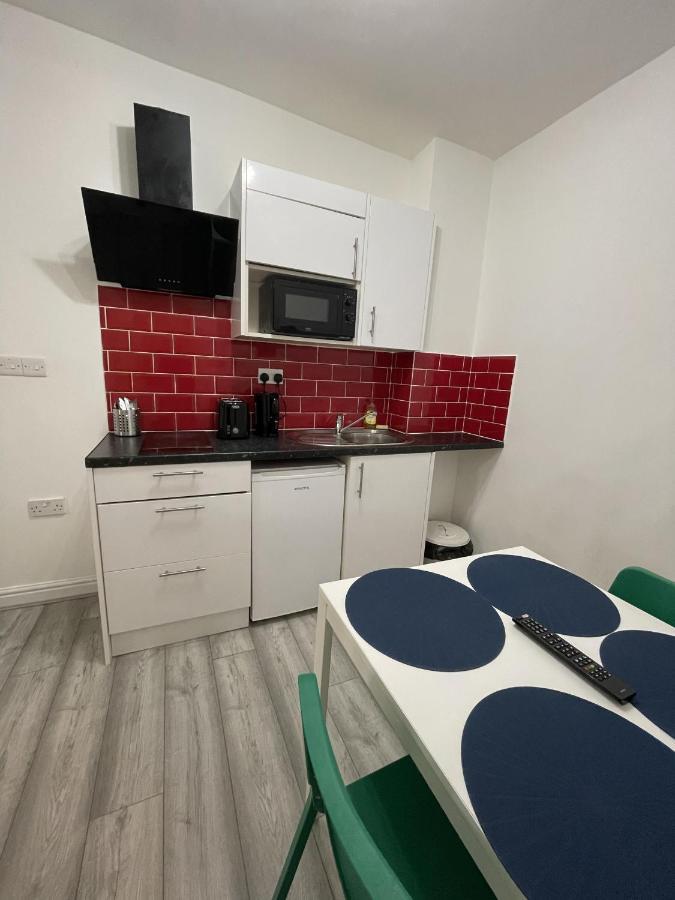 Comfortable - Cosy - Budget Studios In City Center Londra Dış mekan fotoğraf