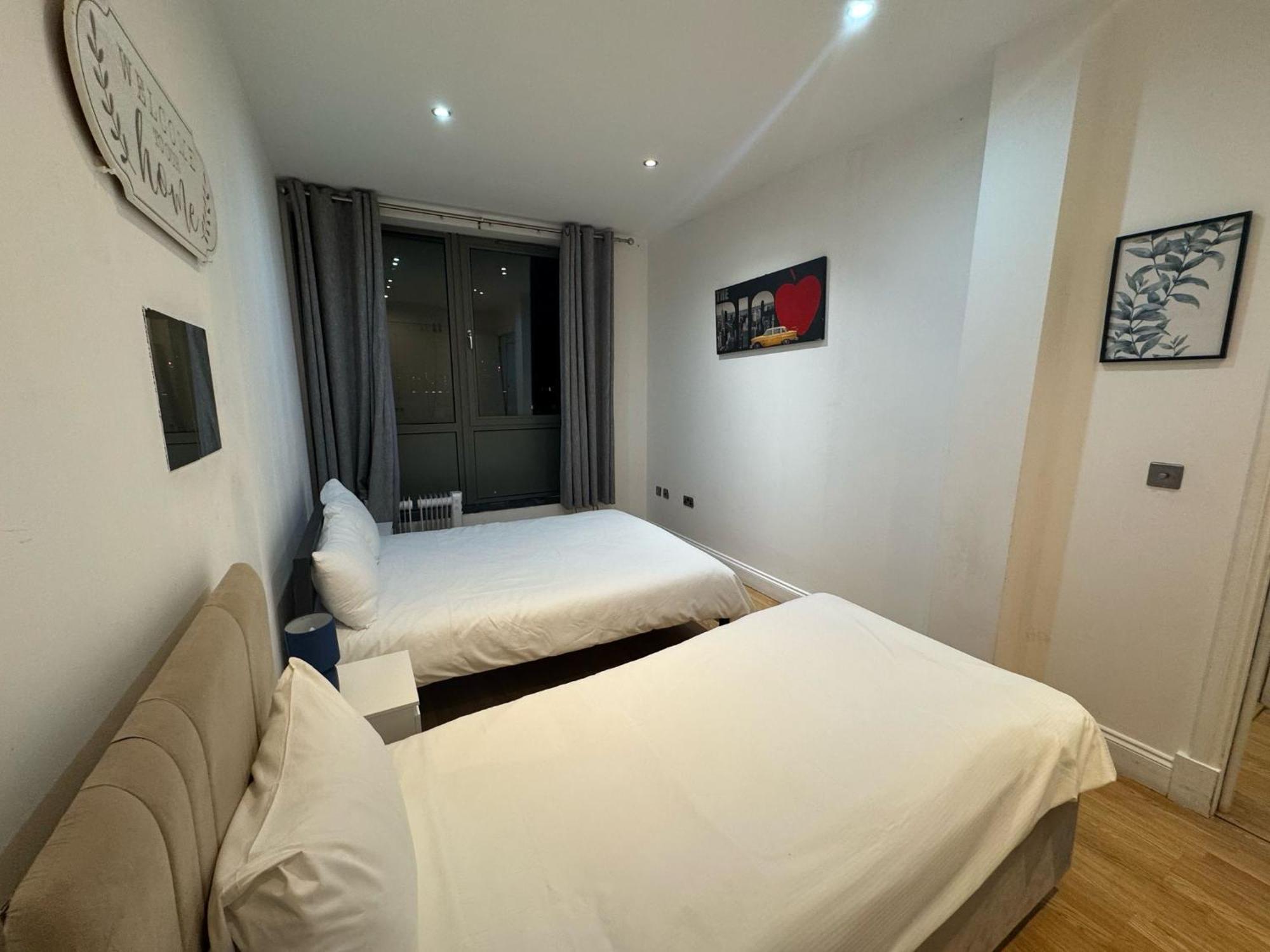 Comfortable - Cosy - Budget Studios In City Center Londra Dış mekan fotoğraf